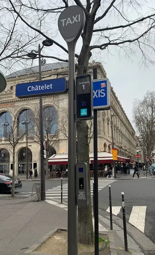 photos de station de taxi Paris 1